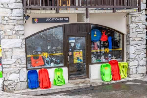 Ski Republic Centre Station Val Village