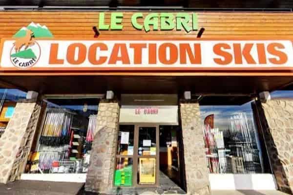 Ski Republic Centre Station Le Cabri