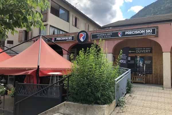 Precision Ski Centre Village DW sports