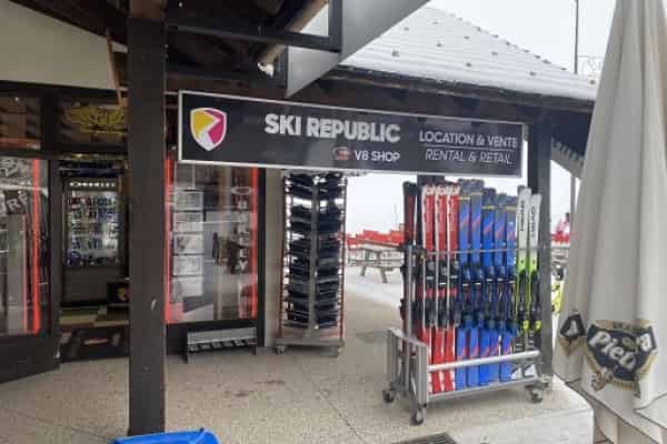 Ski Republic Centre Station V8 Shop