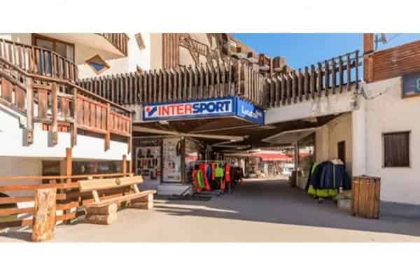 Centre commercial Les Orres 1650