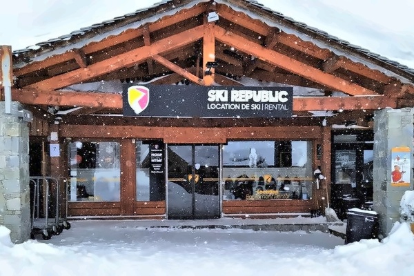 Ski Republic Plagne 1800 - Centre Station